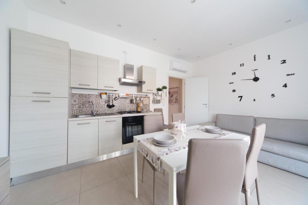 Slow Chic Apartment Ganzirri เมสซีนา ภายนอก รูปภาพ